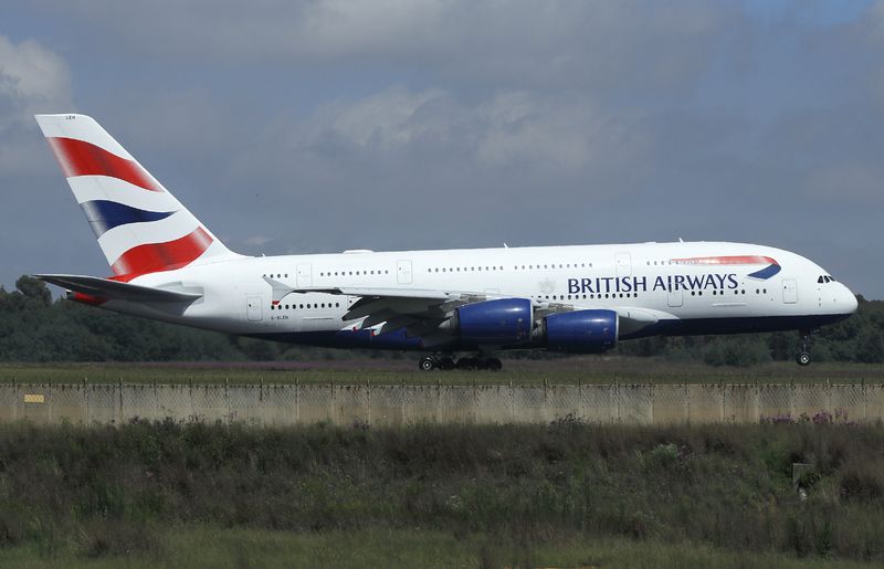 Airbus A380 G-XLEH