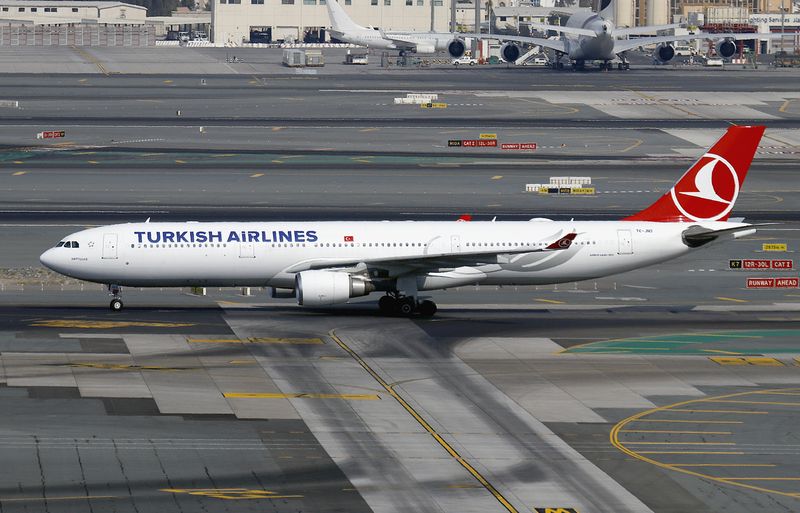 TC-JNS (DXB 01-25) FBFB.jpg