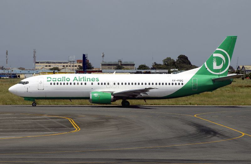 Boeing 737-400 5Y-FQC 