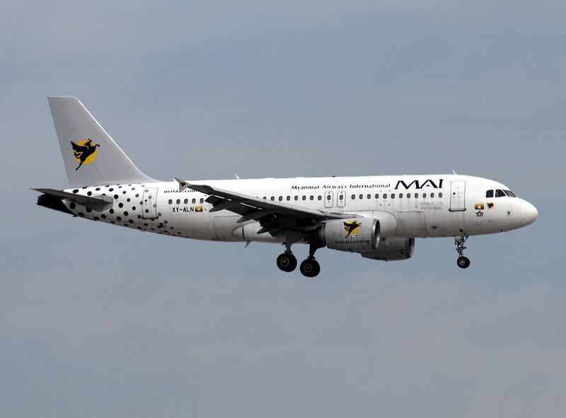 Airbus A319 XY-ALN