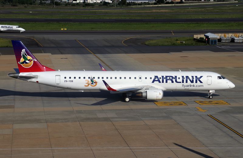 ERJ-190(LR) ZS-YDB