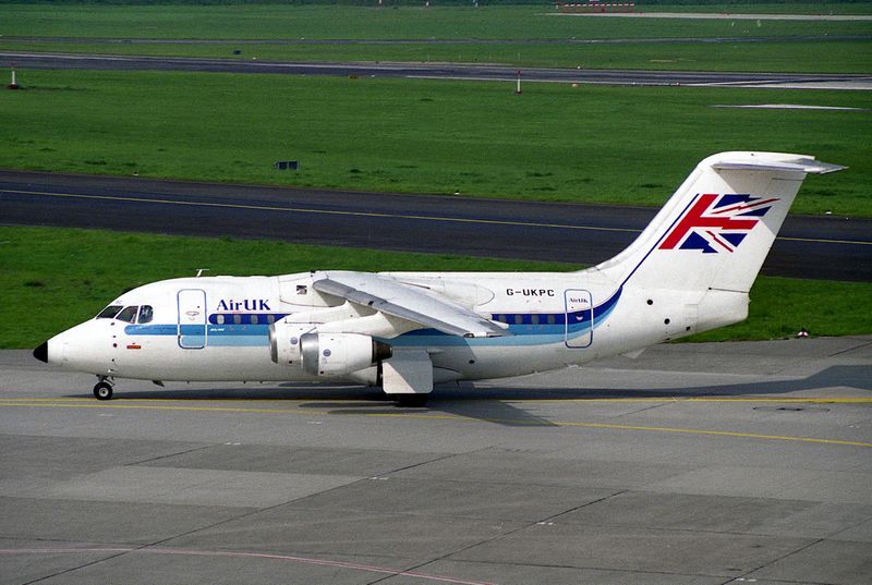 G-UKPC (DUS 90) FBFB.jpg