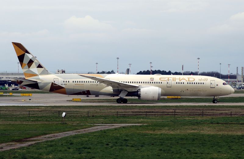 B787-9 A6-BLN
