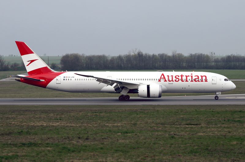 B787-9 OE-LPM 
