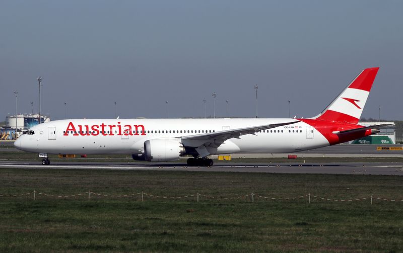 B787-9 OE-LPM