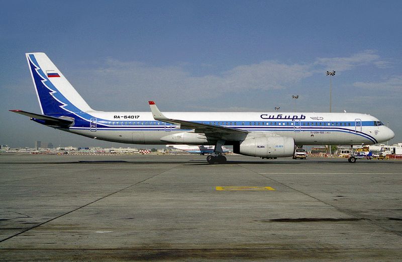 RA-64017 (DXB 2001) fbfb.jpg