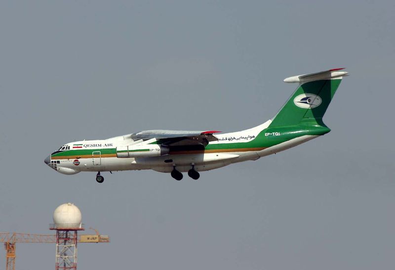 EP-TQI DXB 11 2006 FBFB.jpg