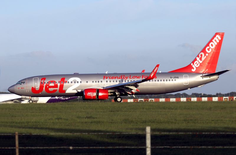 B737-800(WL) G-JZHG