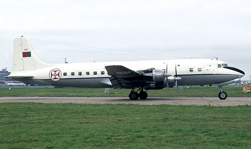 6710 (LHR 11 may 77) CG FBFB.jpg