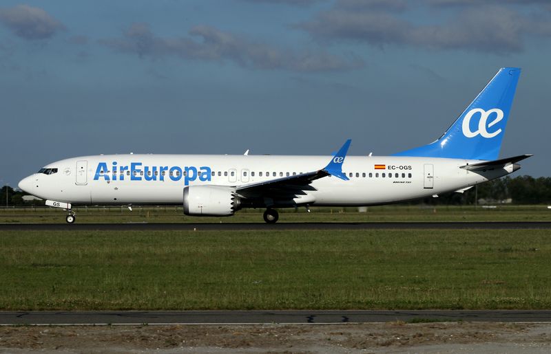 B737 Max-8 EC-OGS