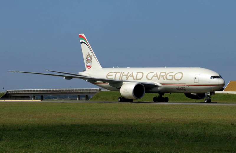B777-200F A6-DDB 