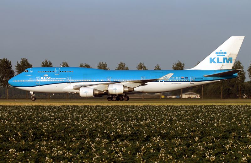 PH-BFT (AMS) FBFB.jpg