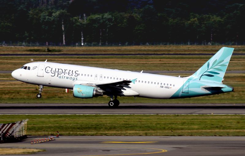 A320-200 5B-DDQ