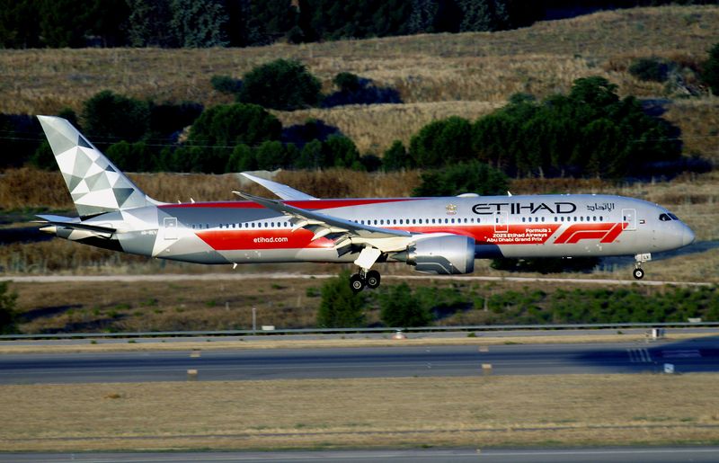 B787-9 A6-BLV 