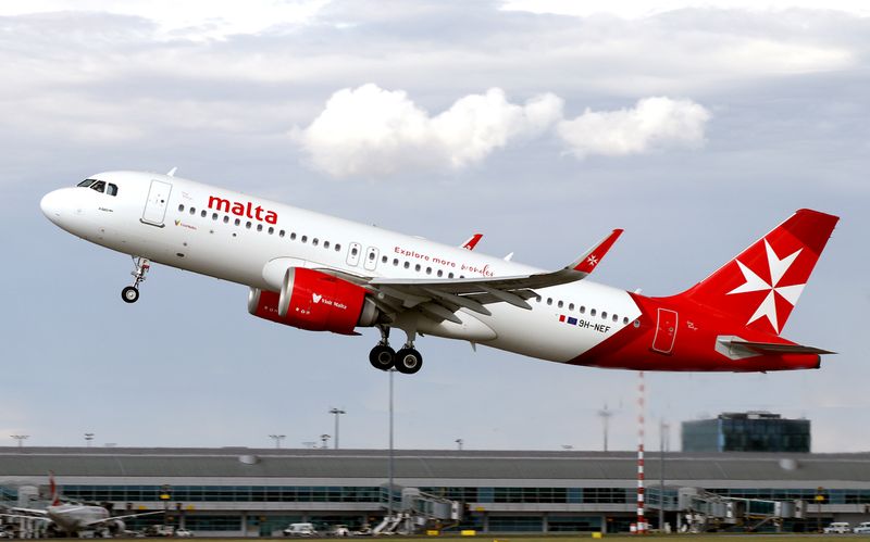 A320N 9H-NEF 