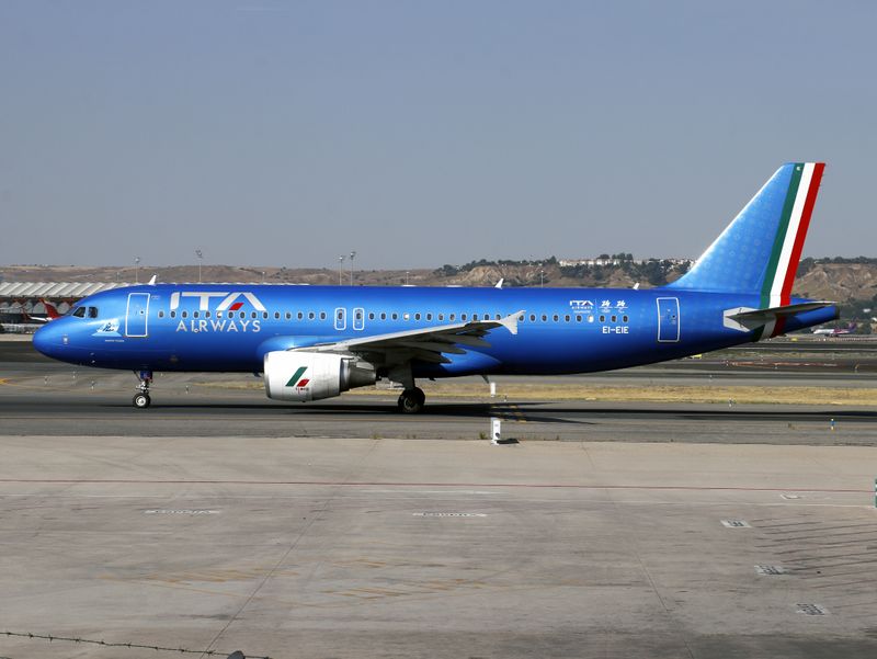 EI-EIE (MAD 07-25) FBFB.jpg