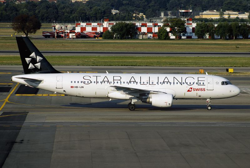 A320-200  