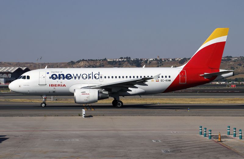 A319