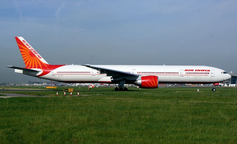 VT-ALJ (LHR Sept 2011) FBFB.jpg