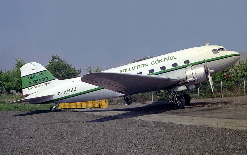 DC3  G-AMHJ fbfb.jpg