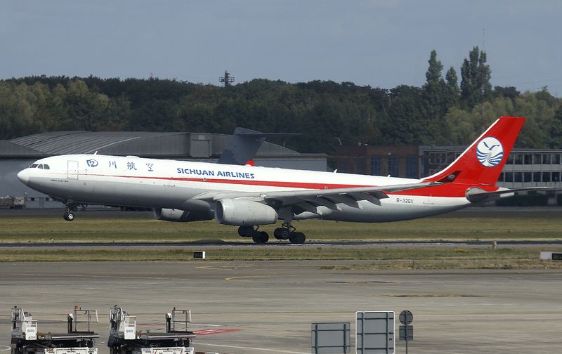 A330-300(F) B-32GX