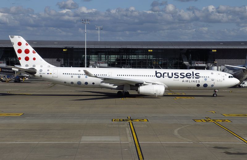 A330-343 OO-SFH 