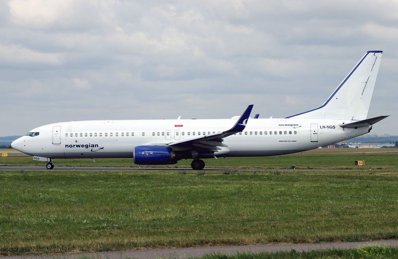 B737-800(WL) LN-NGS