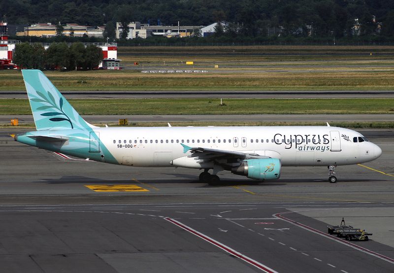 A320-200 5B-DDQ