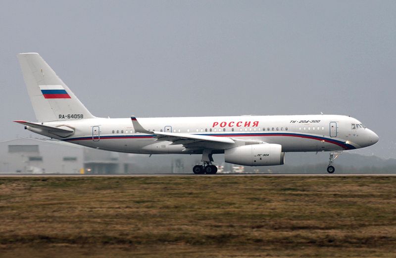 RA-64056 CC FBFB.jpg
