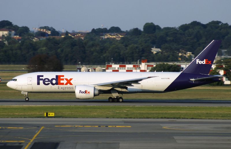 B777-200F N897FD 