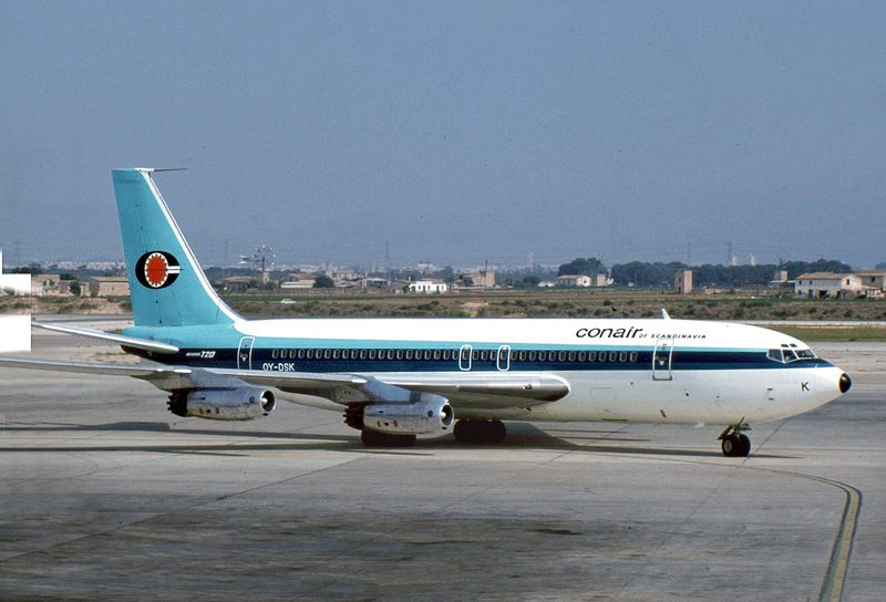 B720 OY-DSK 