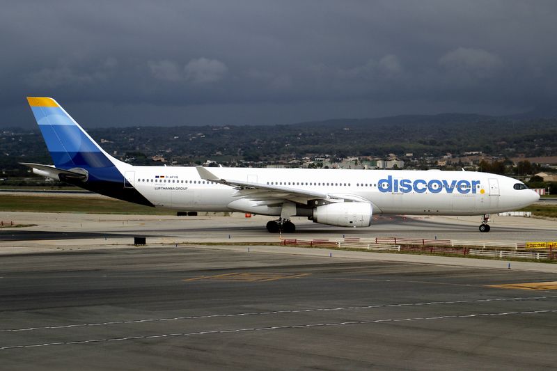 Latest Aviation Images (in date order) -> Click here to view these great images!!