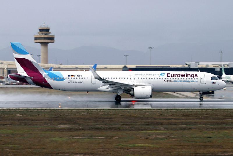 Latest Aviation Images (in date order) -> Click here to view these great images!!