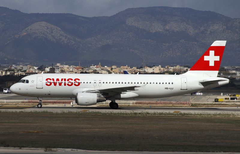 HB-IJJ (PMI 10-10-25) FBFB.jpg