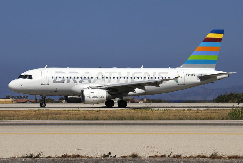 A319