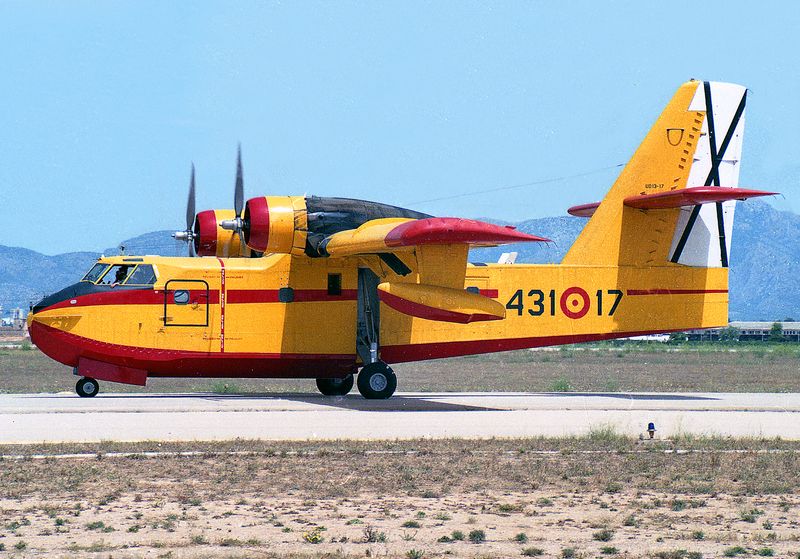 43117 (Canadair CL415 PMI 86) FBFB.jpg