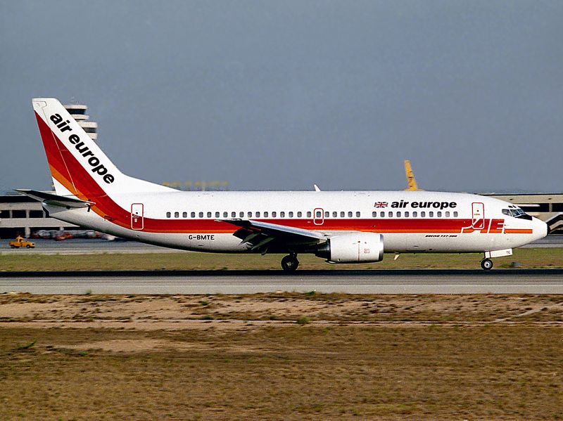 G-BMTE (PMI 1990) fbfb.jpg