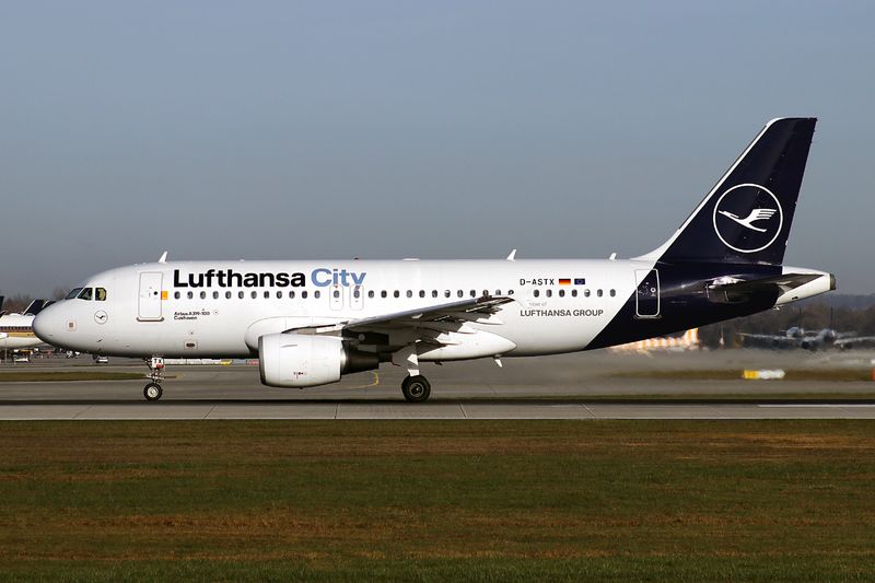 Latest Aviation Images (in date order) -> Click here to view these great images!!