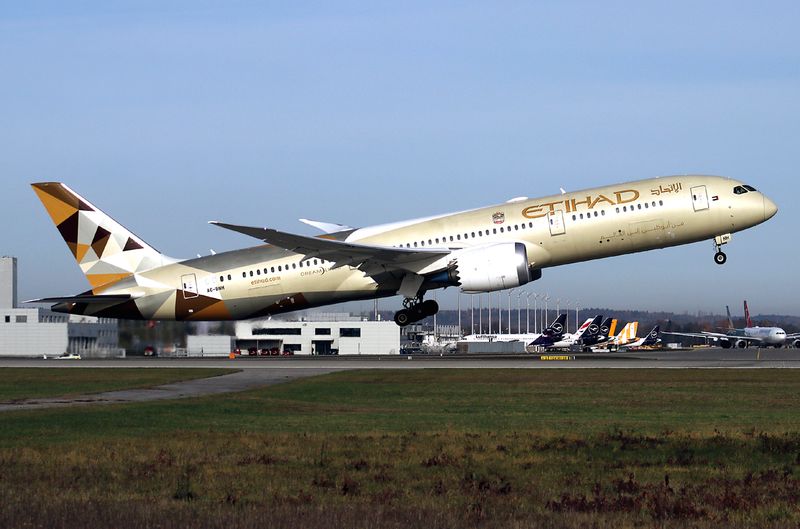 A6-BNH  (MUC 13-11-25) FBFB.jpg