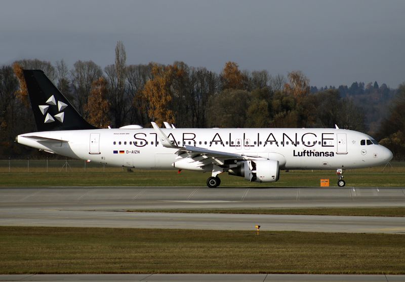 D-AIZN (MUC 12-11-25) FBFB.jpg