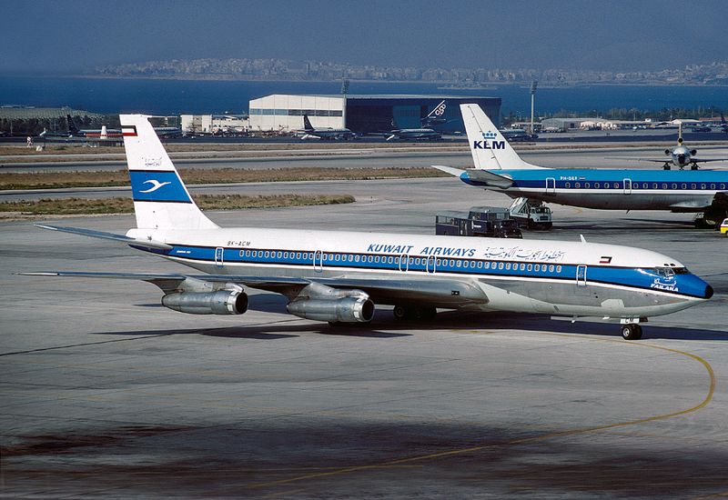 B707-300 9K-ACM 
