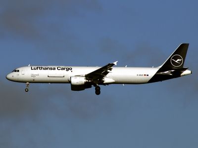 A321-211 (2P2F) D-AEUC 