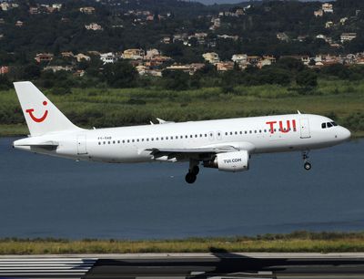 A320-200 ES-SAE 