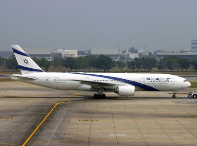 Boeing 777-200 4X-ECC