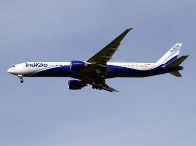Boeing 777-300 TC-LKE 