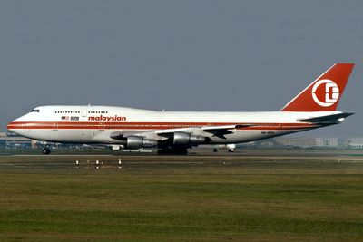 Boeing 747-300 9M-MHK