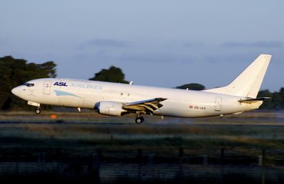 Boeing 737-400 OE-IAZ 