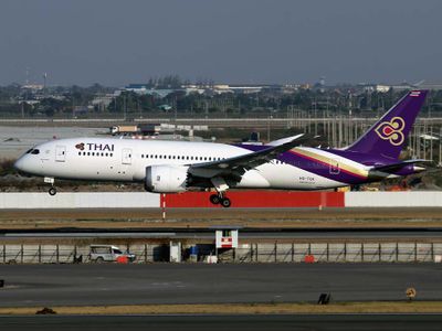 B787-8 HS-TQA 