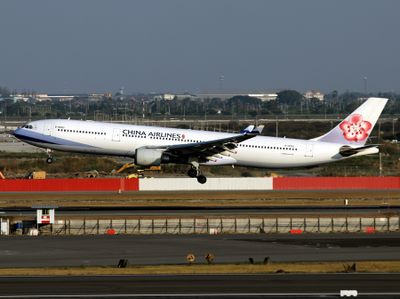B-18353 BKK fb.jpg