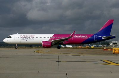 G-WUND (LGW 08-08-08) FBFB.jpg